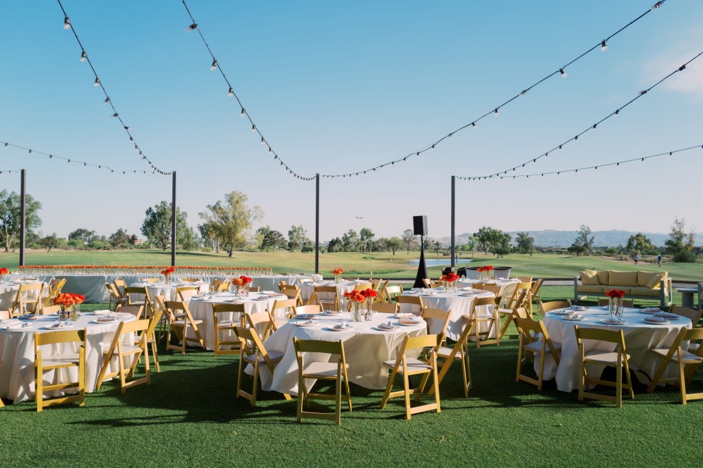 Lawn table setting 